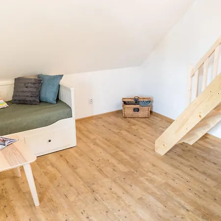 U čmeláků Vendégház Červená Voda