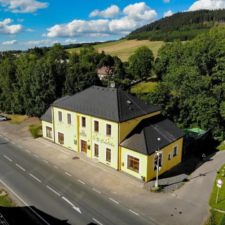 U čmeláků Červená Voda